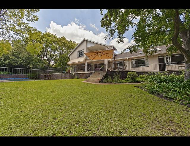6 BEDROOM HOUSE RENTED IN HURLINGHAM